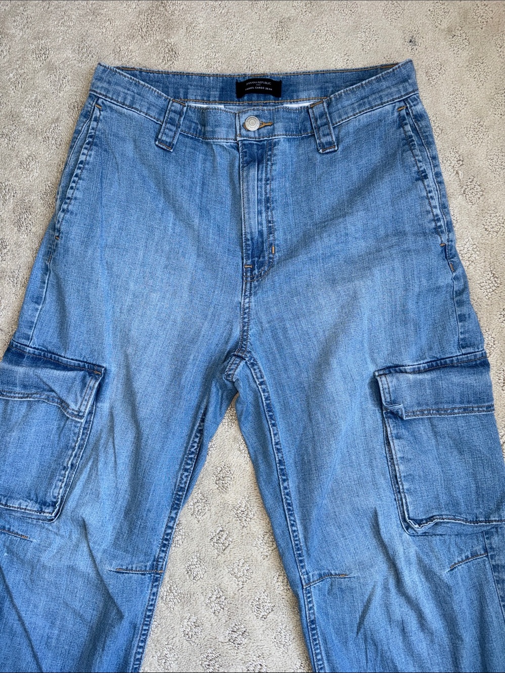 Banana republic barrel, cargo jeans